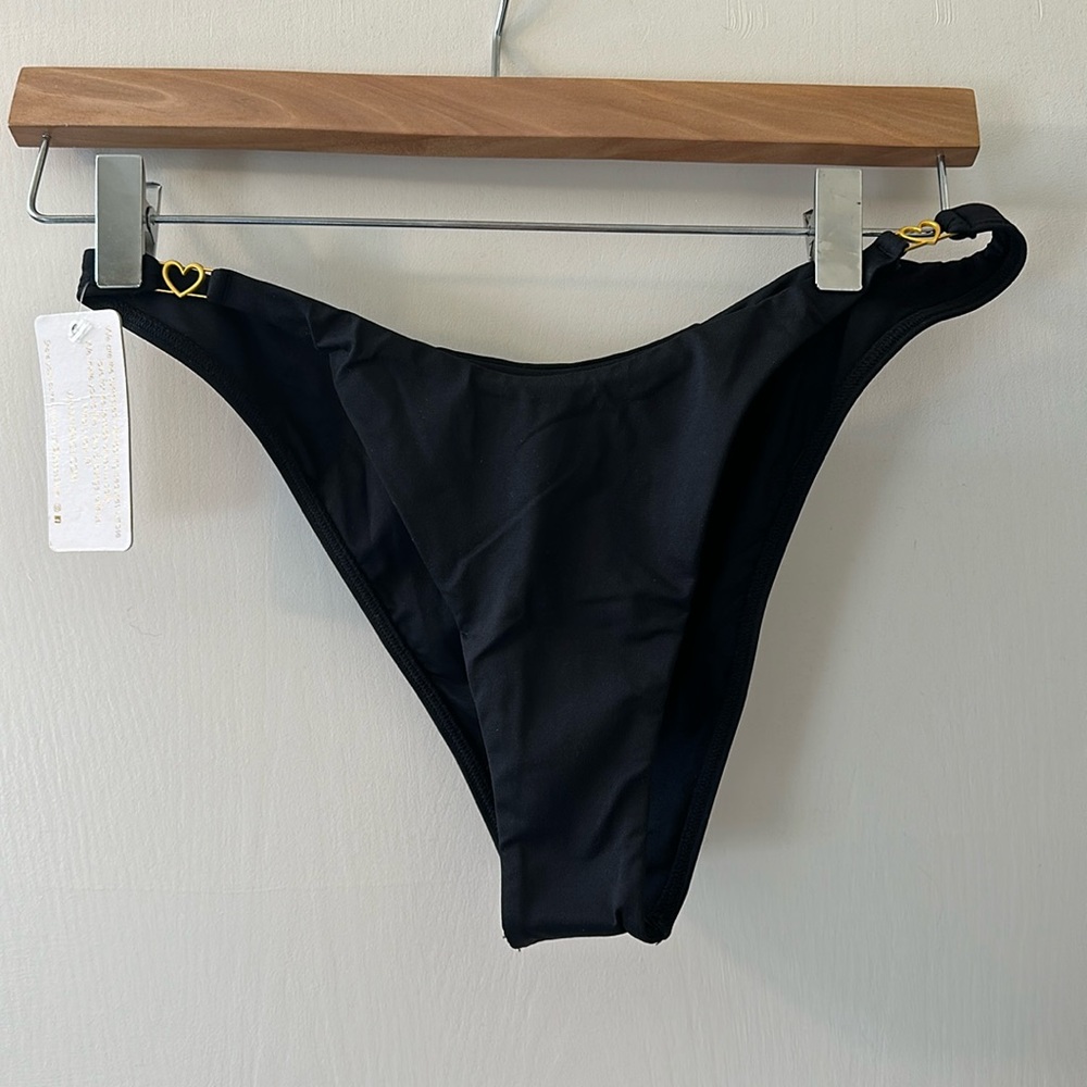 BNWT L*space bottoms size medium in black